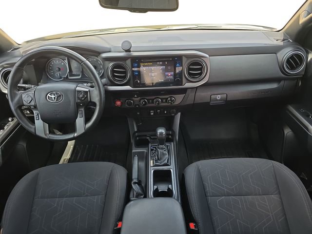 Used 2018 Toyota Tacoma TRD Off-Road image 9