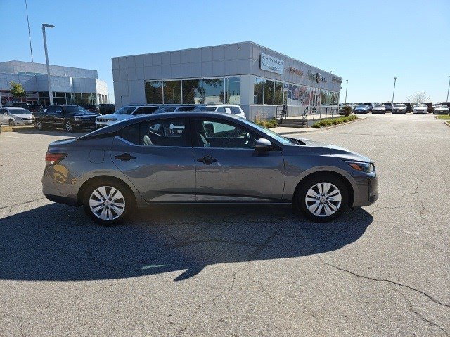 Used 2024 Nissan Sentra S image 7