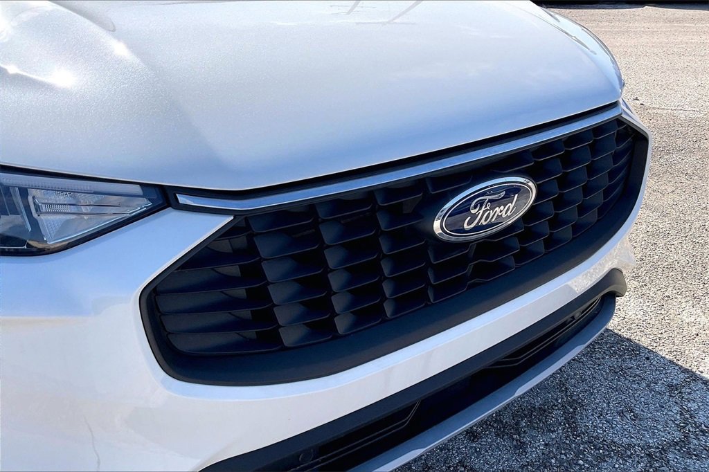 Used 2023 Ford Escape Active image 34