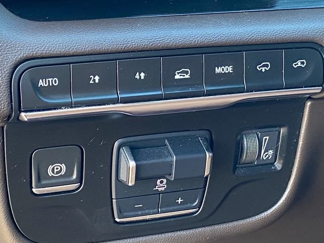 Used 2021 Cadillac Escalade ESV Sport w/ Driver Assist Tech Package image 16