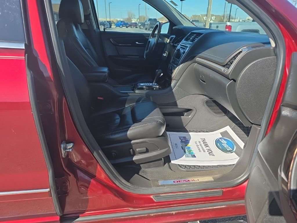 Used 2015 GMC Acadia Denali image 19