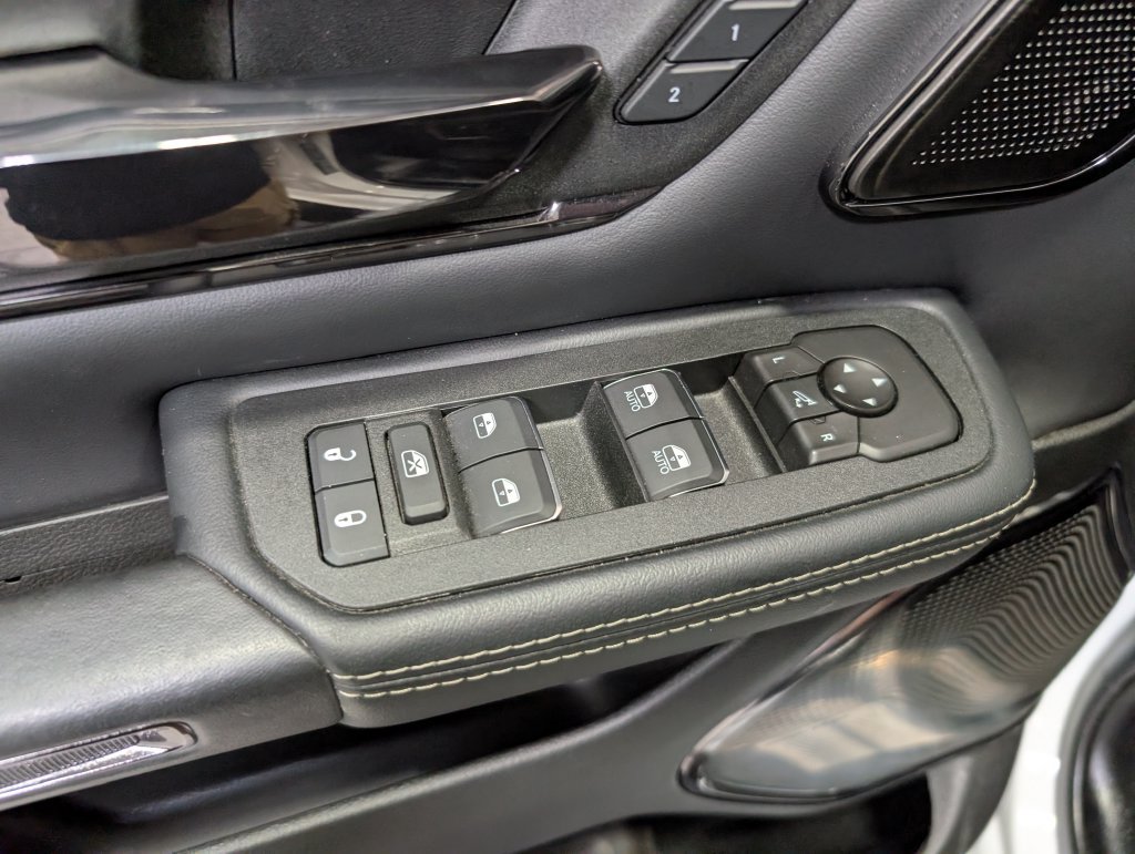 Used 2026 RAM 1500 Limited AWD/4WD image 15
