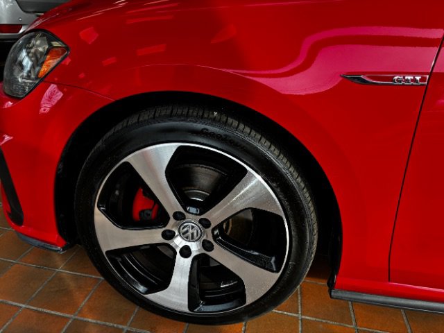 Used 2018 Volkswagen GTI S image 14