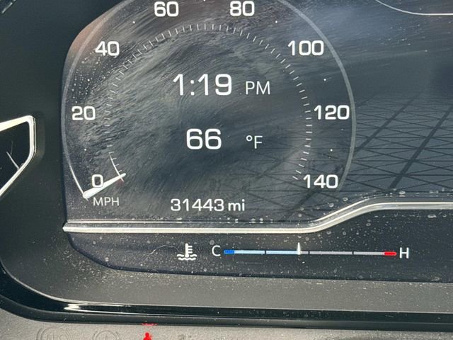 Used 2024 GMC Yukon XL Denali w/ Denali Reserve Package image 33