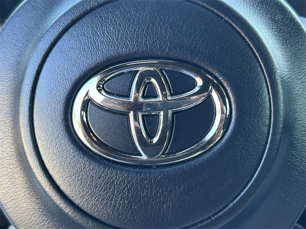 Used 2025 Toyota GR86 Premium image 25