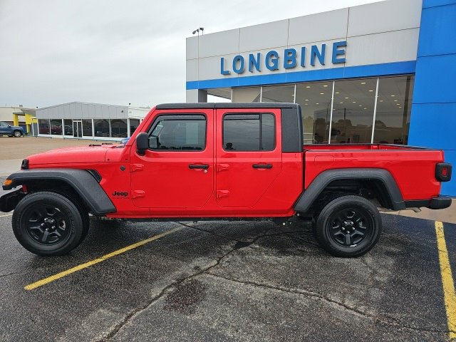Used 2023 Jeep Gladiator Sport image 4