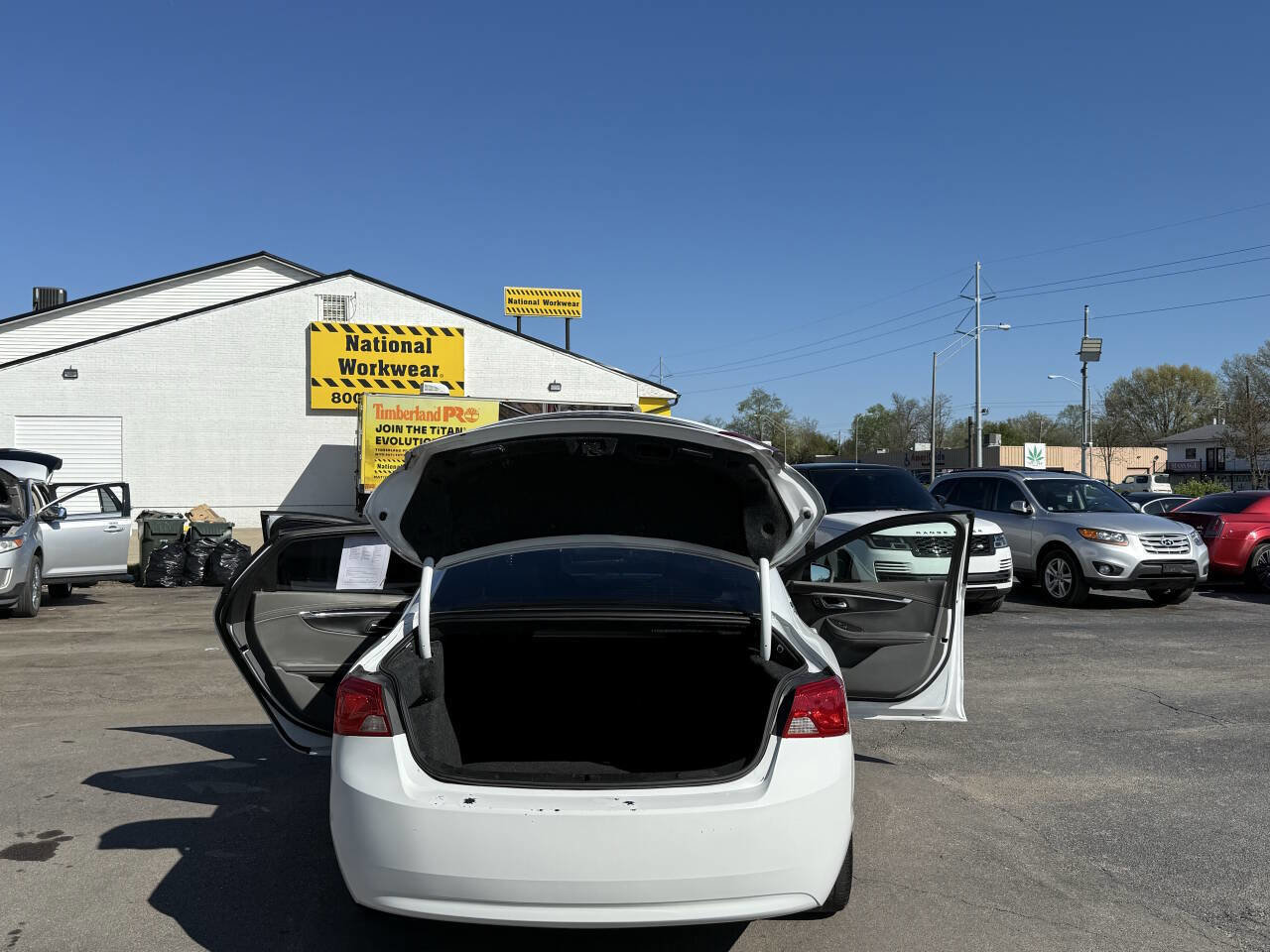 Used 2016 Chevrolet Impala LT FWD image 21