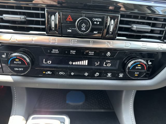 New 2026 Nissan Pathfinder SL AWD/4WD image 18