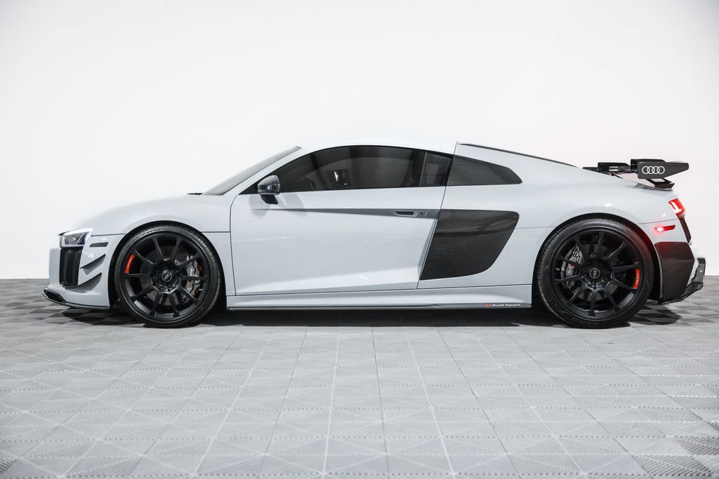 Used 2018 Audi R8 V10 plus AWD/4WD image 15