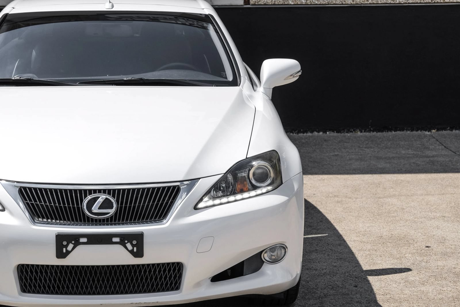 Used 2013 Lexus IS 250C RWD image 34