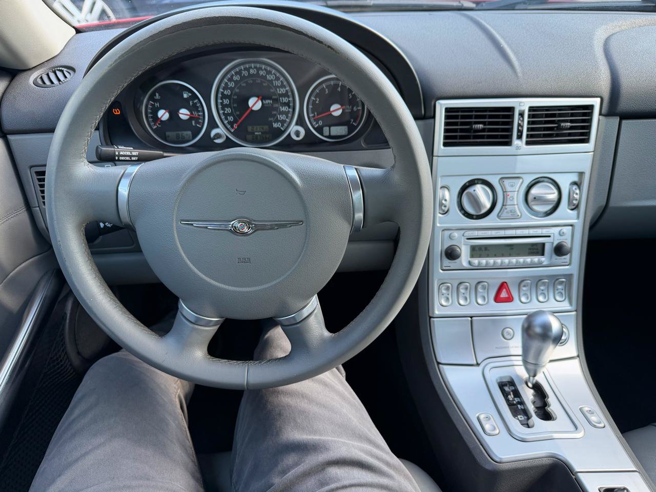 Used 2005 Chrysler Crossfire Limited RWD image 17