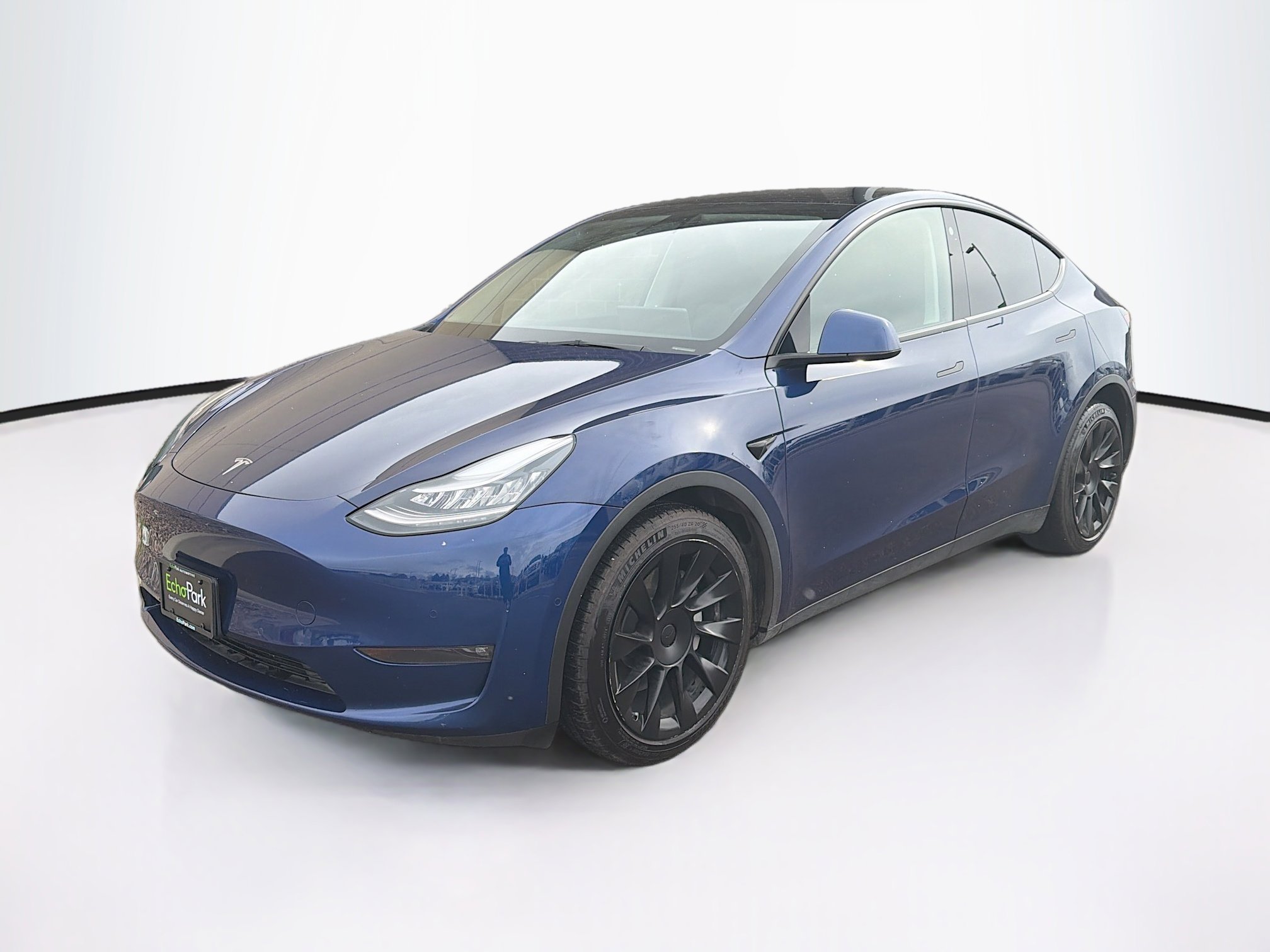 Used 2021 Tesla Model Y Long Range image 3