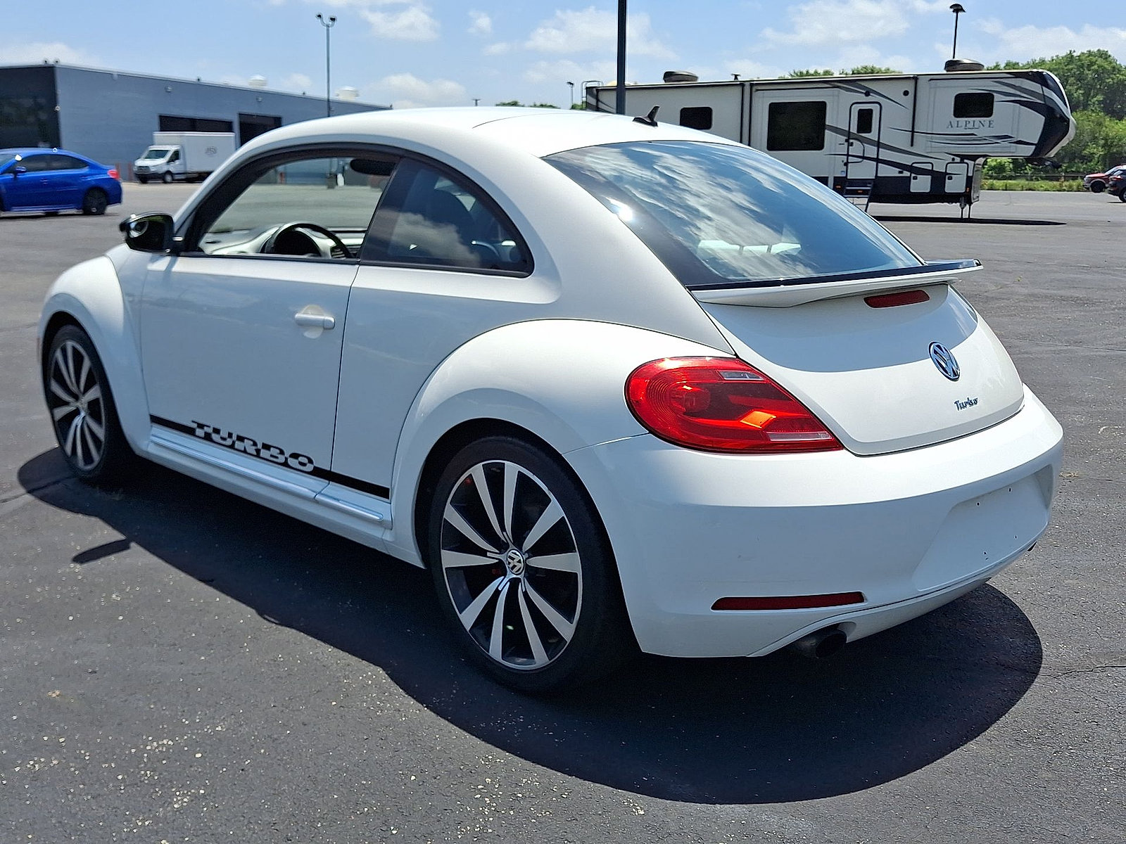 Used 2012 Volkswagen Beetle Turbo FWD image 19