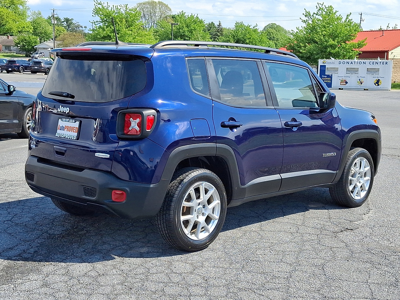 Used 2020 Jeep Renegade Latitude w/ Cold Weather Group AWD/4WD image 6