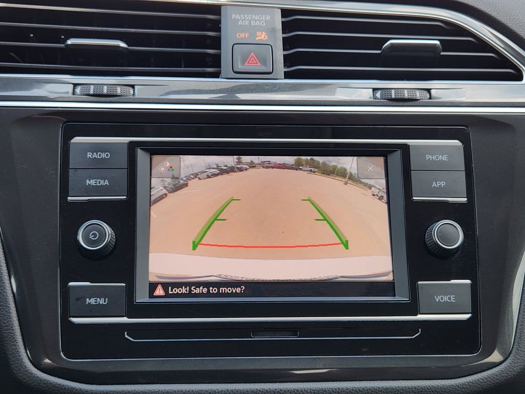 Used 2021 Volkswagen Tiguan S image 18