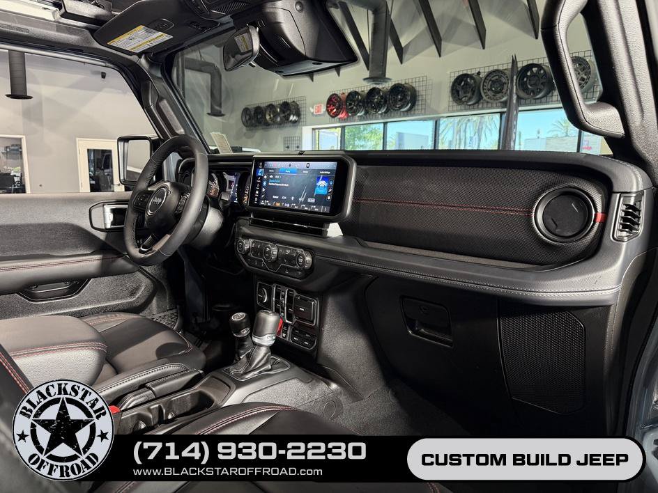 Used 2026 Jeep Wrangler Unlimited Rubicon AWD/4WD image 26