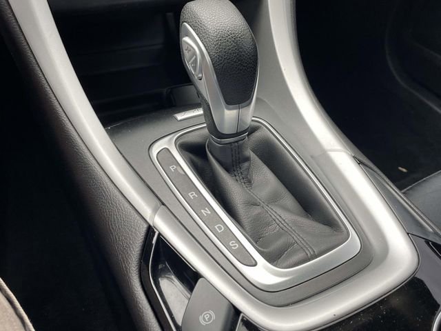 Used 2016 Ford Fusion SE FWD image 21