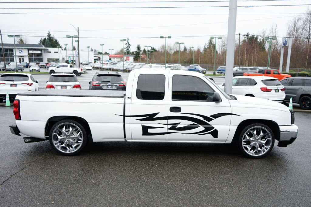 Used 2005 Chevrolet Silverado 1500 LS w/ Light Duty Power Package image 7