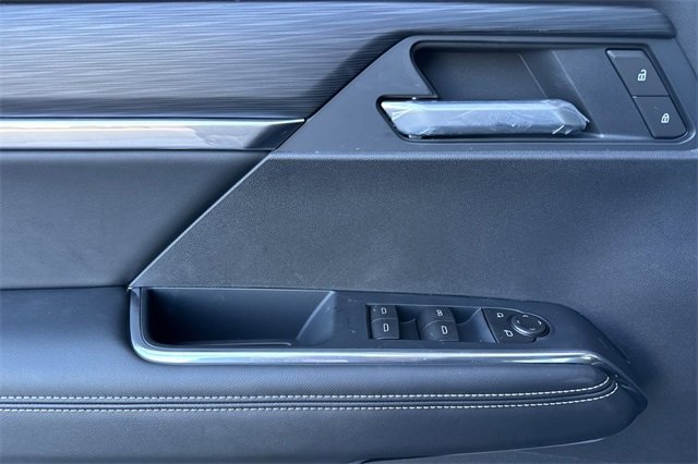 New 2026 GMC Acadia Elevation w/ Black Edition image 11