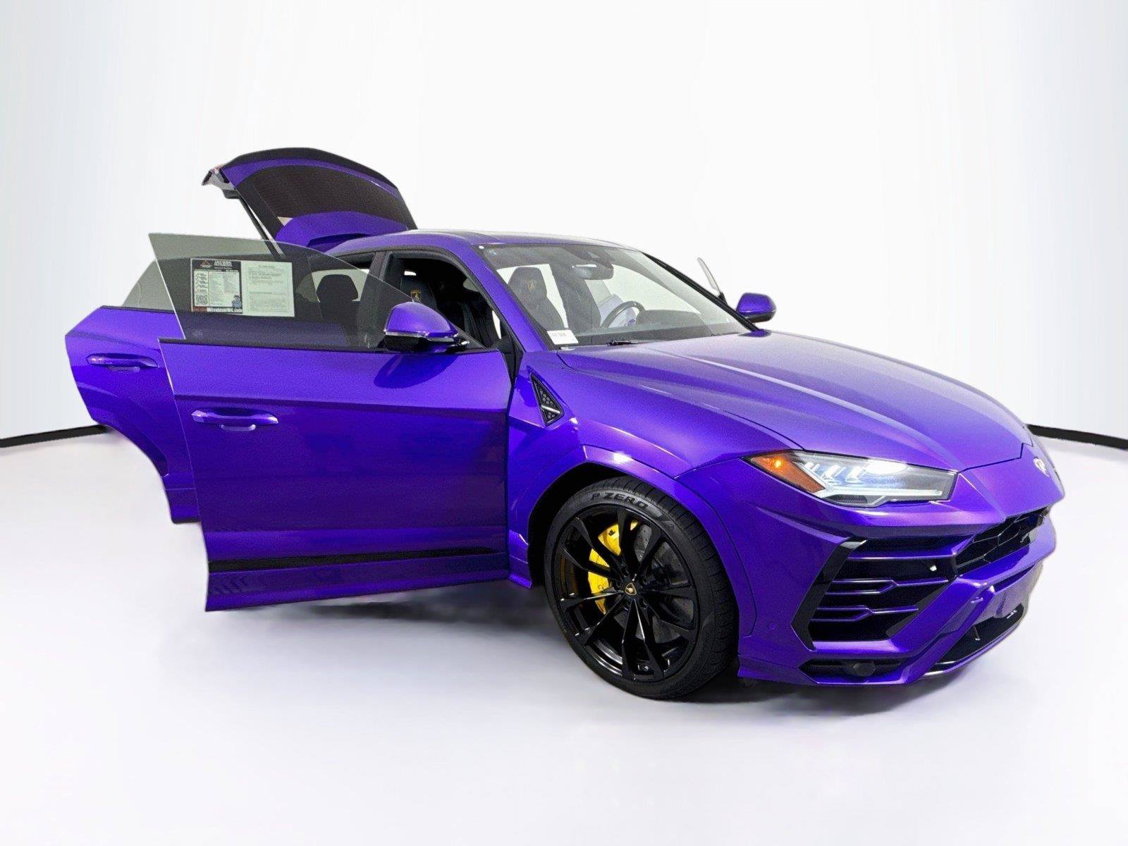 Used 2020 Lamborghini Urus AWD/4WD image 40