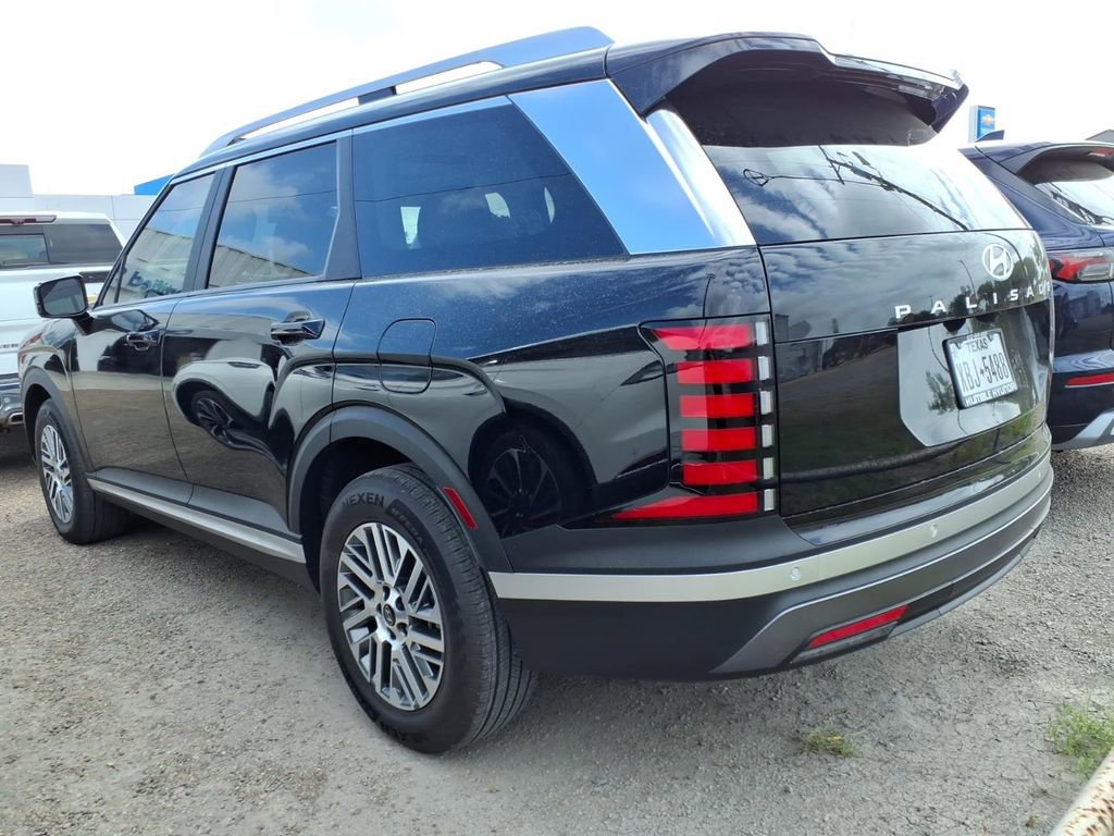Used 2026 Hyundai Palisade SEL image 2