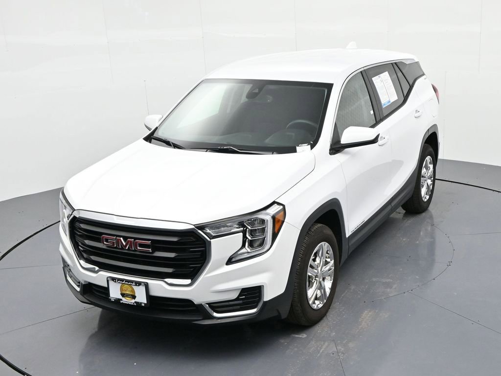 Used 2024 GMC Terrain SLE image 16