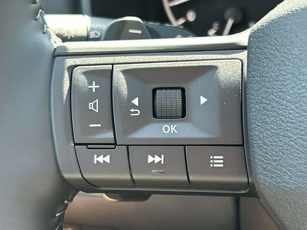 New 2026 Nissan Rogue Dark Armor AWD/4WD image 26