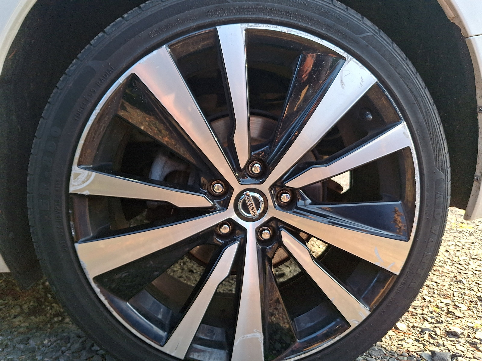 Used 2019 Nissan Altima 2.5 SR AWD/4WD image 4