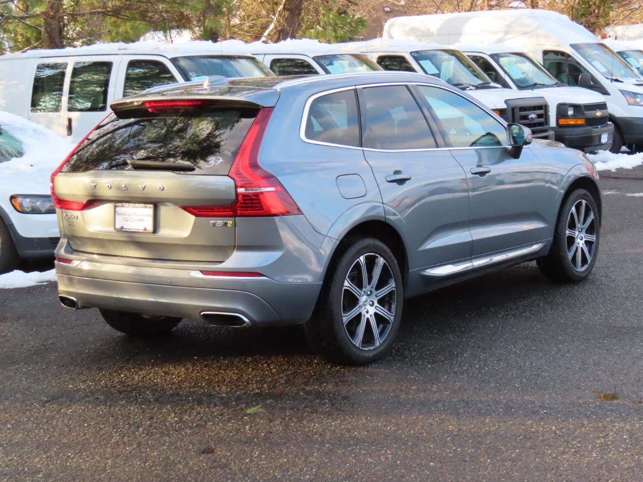 Used 2021 Volvo XC60 T5 Inscription w/ Climate Package image 22