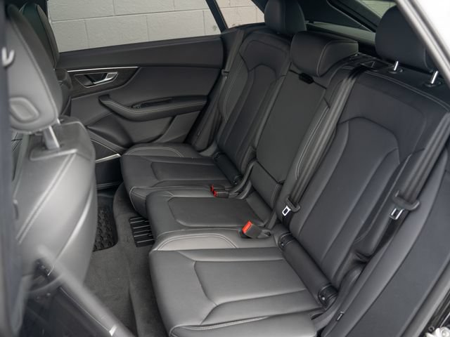 Used 2026 Audi Q8 Prestige w/ Prestige Package AWD/4WD image 18