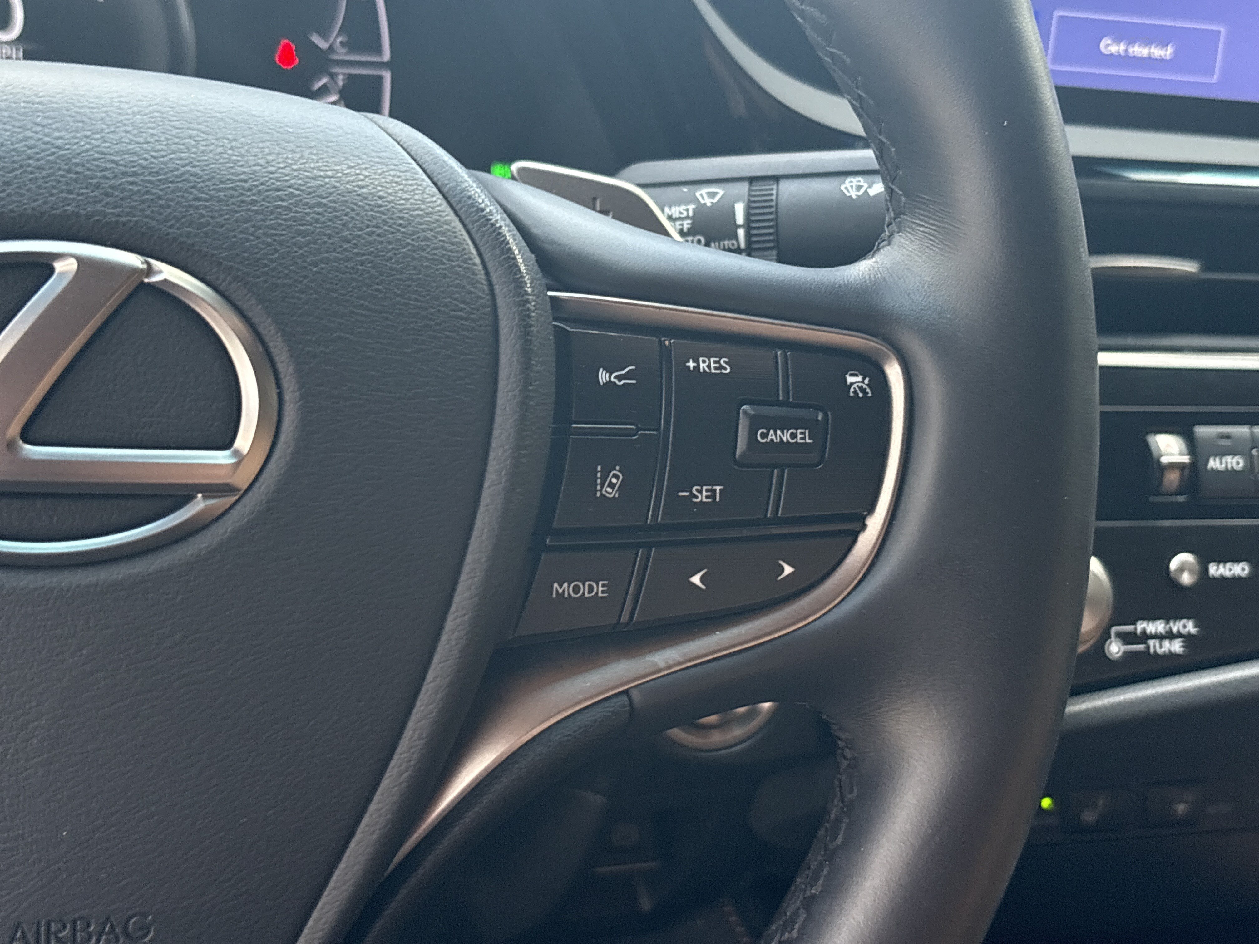 Used 2024 Lexus ES 300h w/ Premium Package FWD image 20