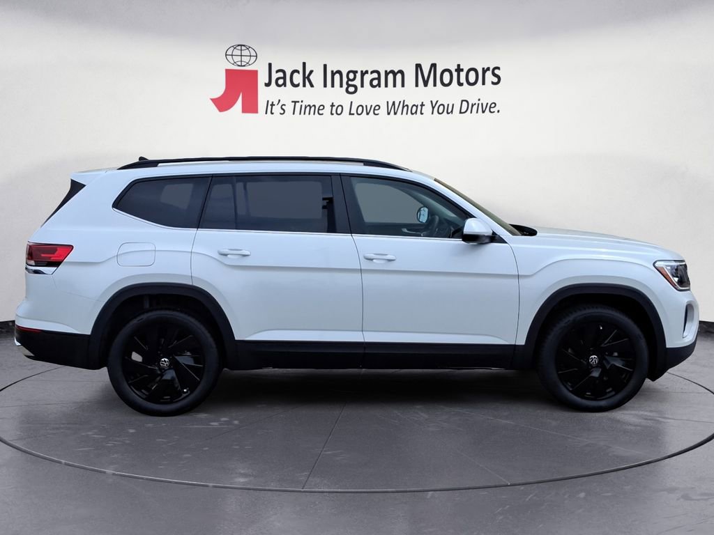 Certified 2026 Volkswagen Atlas SE w/ Panoramic Sunroof Package FWD image 6