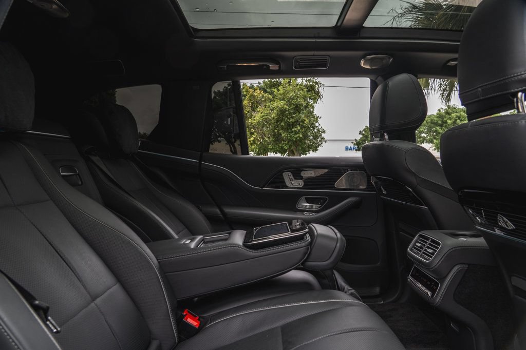 Used 2022 Mercedes-Benz Maybach GLS 600 4MATIC image 23