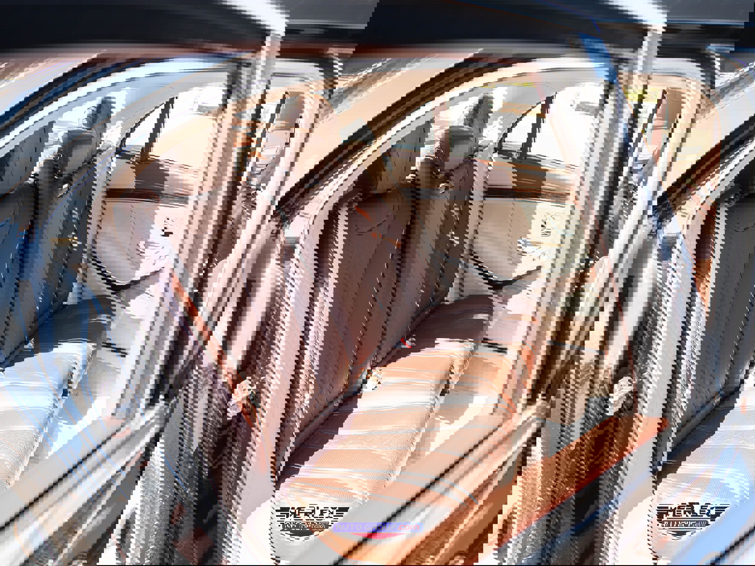 Used 2018 Mercedes-Benz S 560 4MATIC Sedan w/ Premium Package image 18