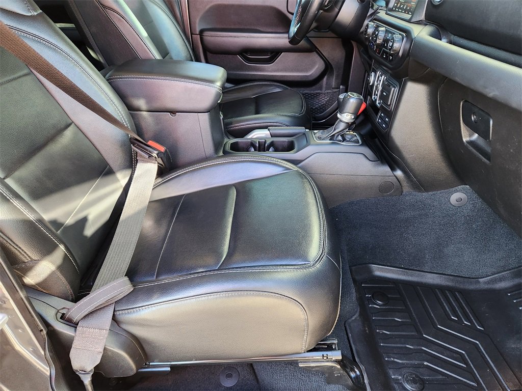 Used 2022 Jeep Wrangler Unlimited Sahara 4xe w/ Cold Weather Group image 13