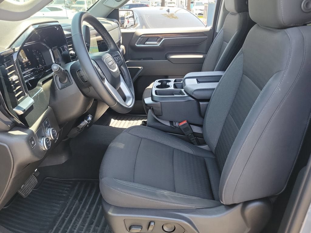 Used 2024 GMC Sierra 1500 Elevation RWD image 17