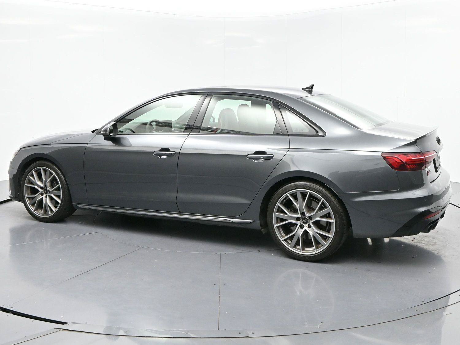 Used 2024 Audi S4 Premium Plus w/ Premium Plus Package AWD/4WD image 5