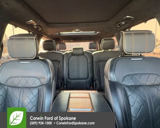 Used 2022 Jeep Grand Wagoneer Series III AWD/4WD image 38