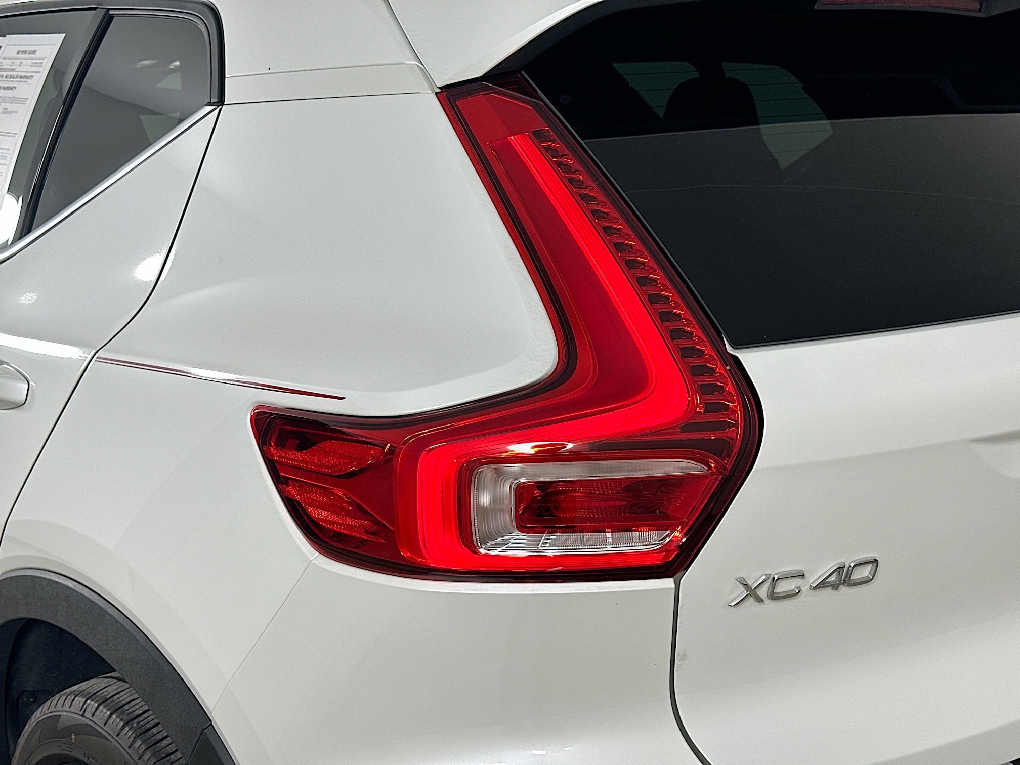 Used 2023 Volvo XC40 B5 Plus w/ Climate Package AWD/4WD image 41