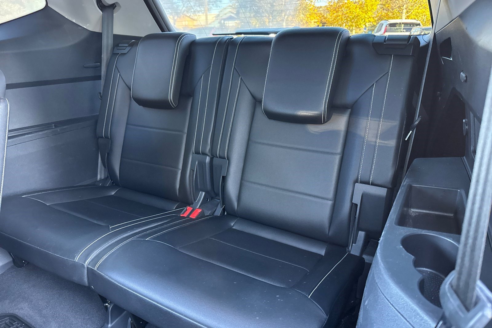 Used 2023 Volkswagen Atlas SE image 32