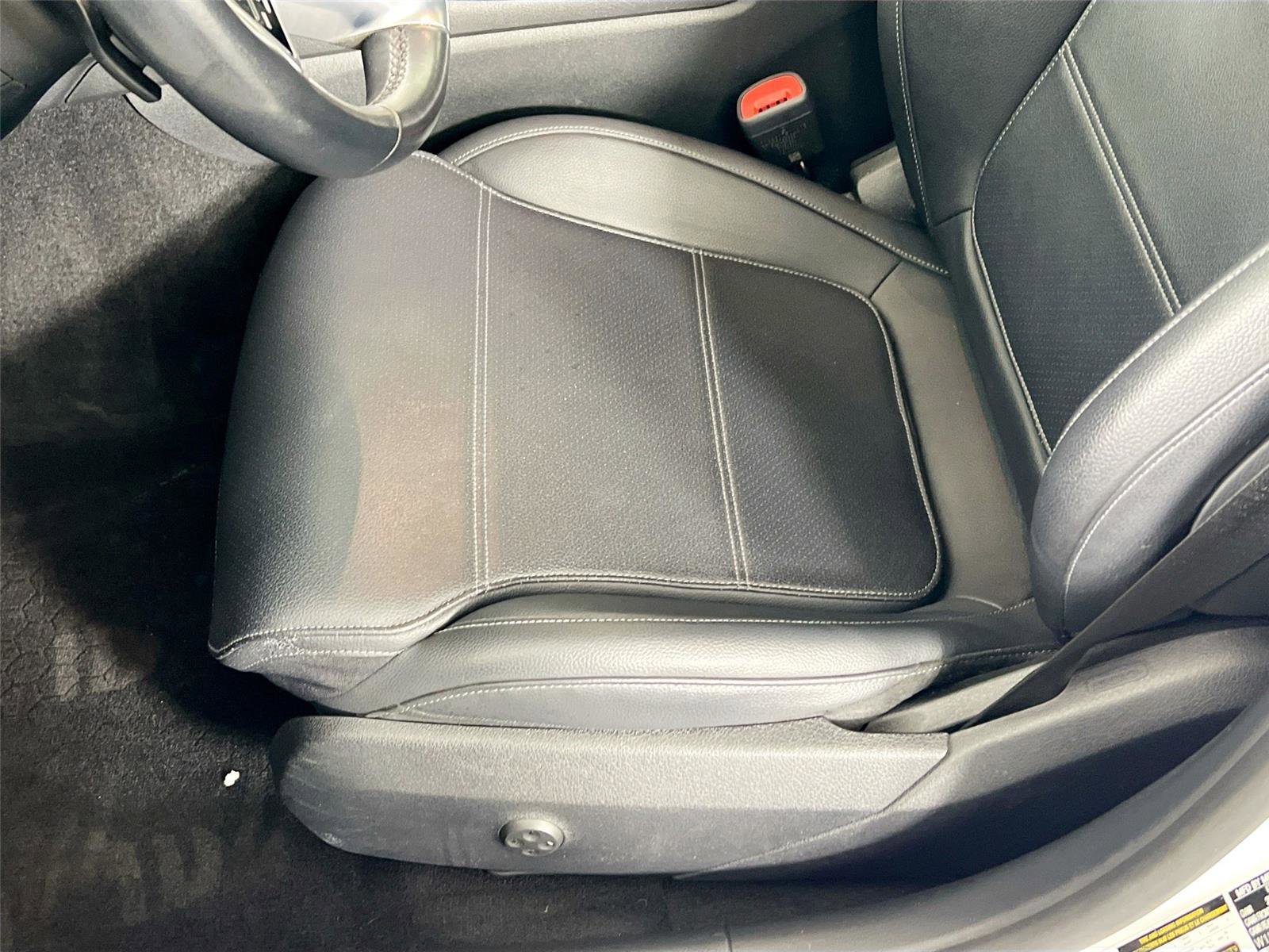 Used 2022 Mercedes-Benz C 300 4MATIC Sedan image 17