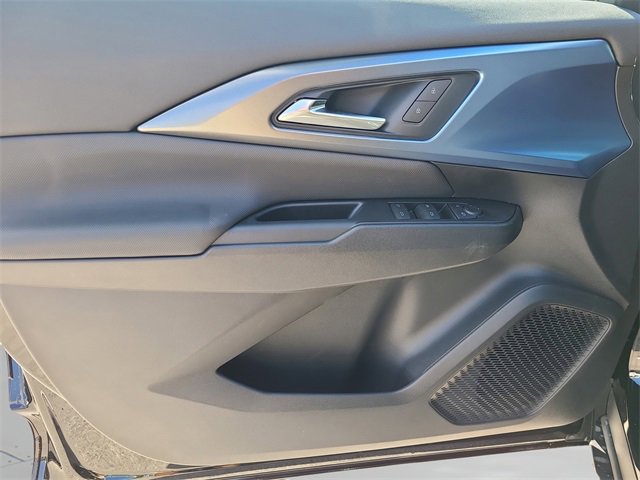 New 2026 Chevrolet Equinox EV LT image 19