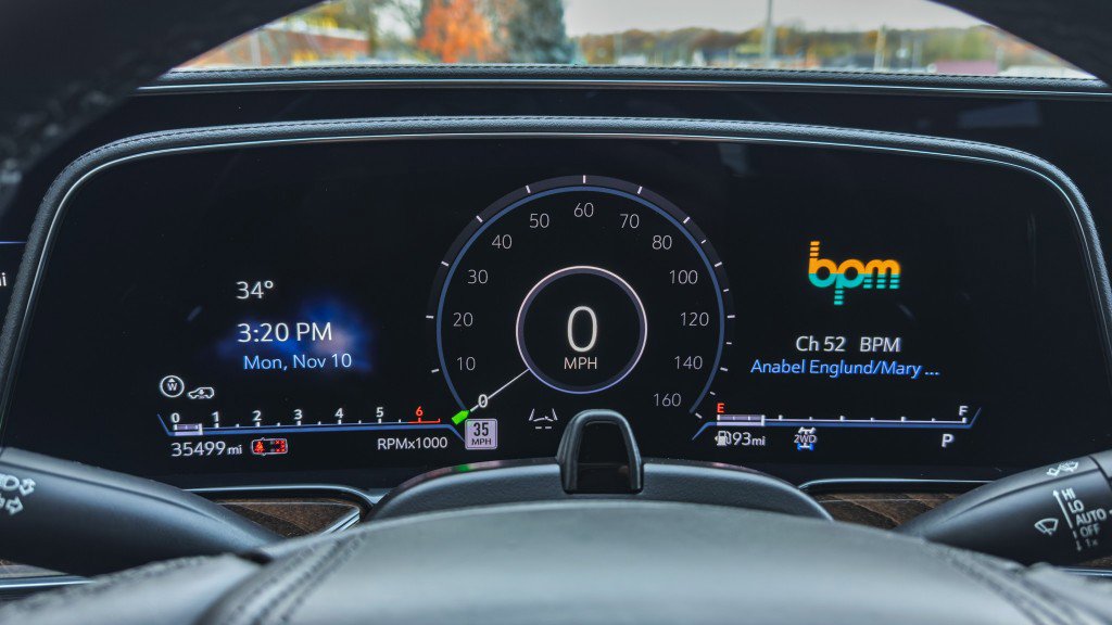 Used 2022 Cadillac Escalade ESV Sport Platinum w/ Heavy-Duty Trailer Package image 48