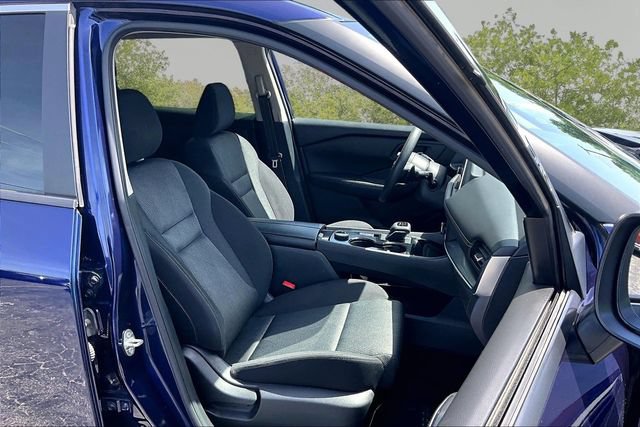 Used 2024 Nissan Rogue SV AWD/4WD image 7