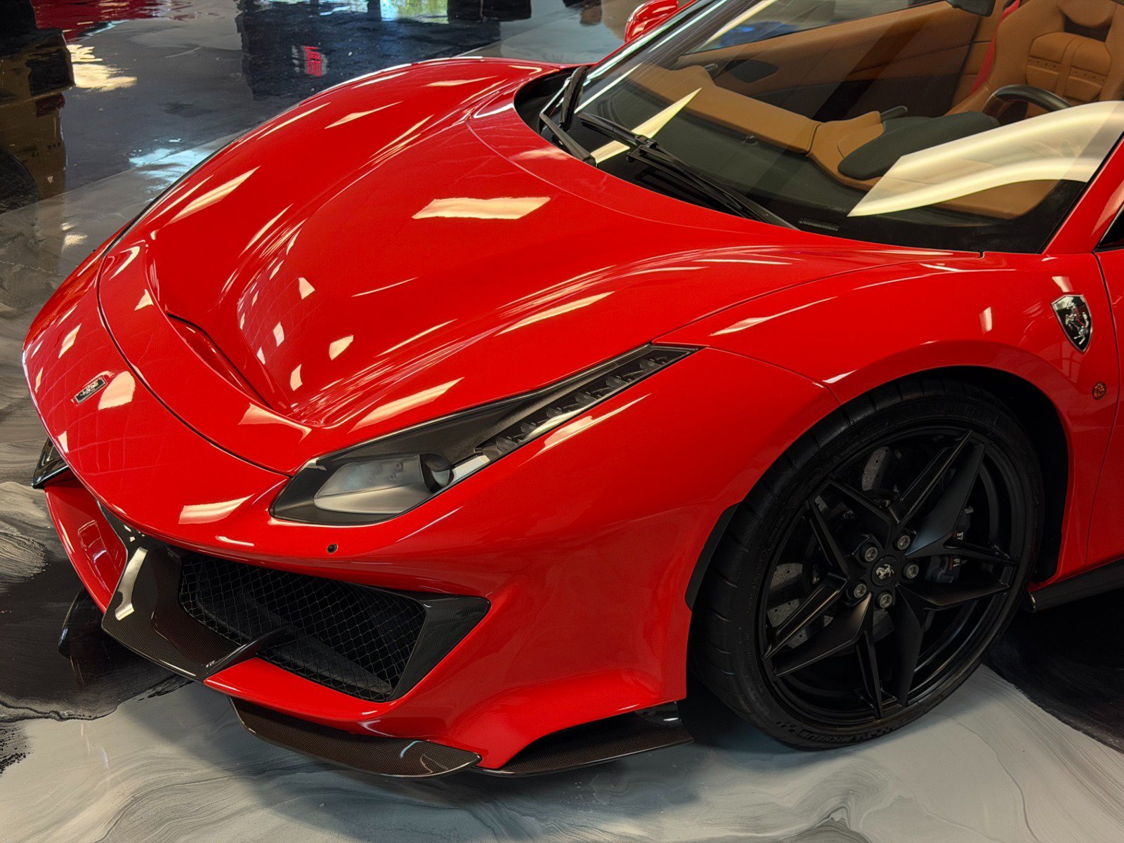 Used 2020 Ferrari 488 Pista Spider RWD image 4