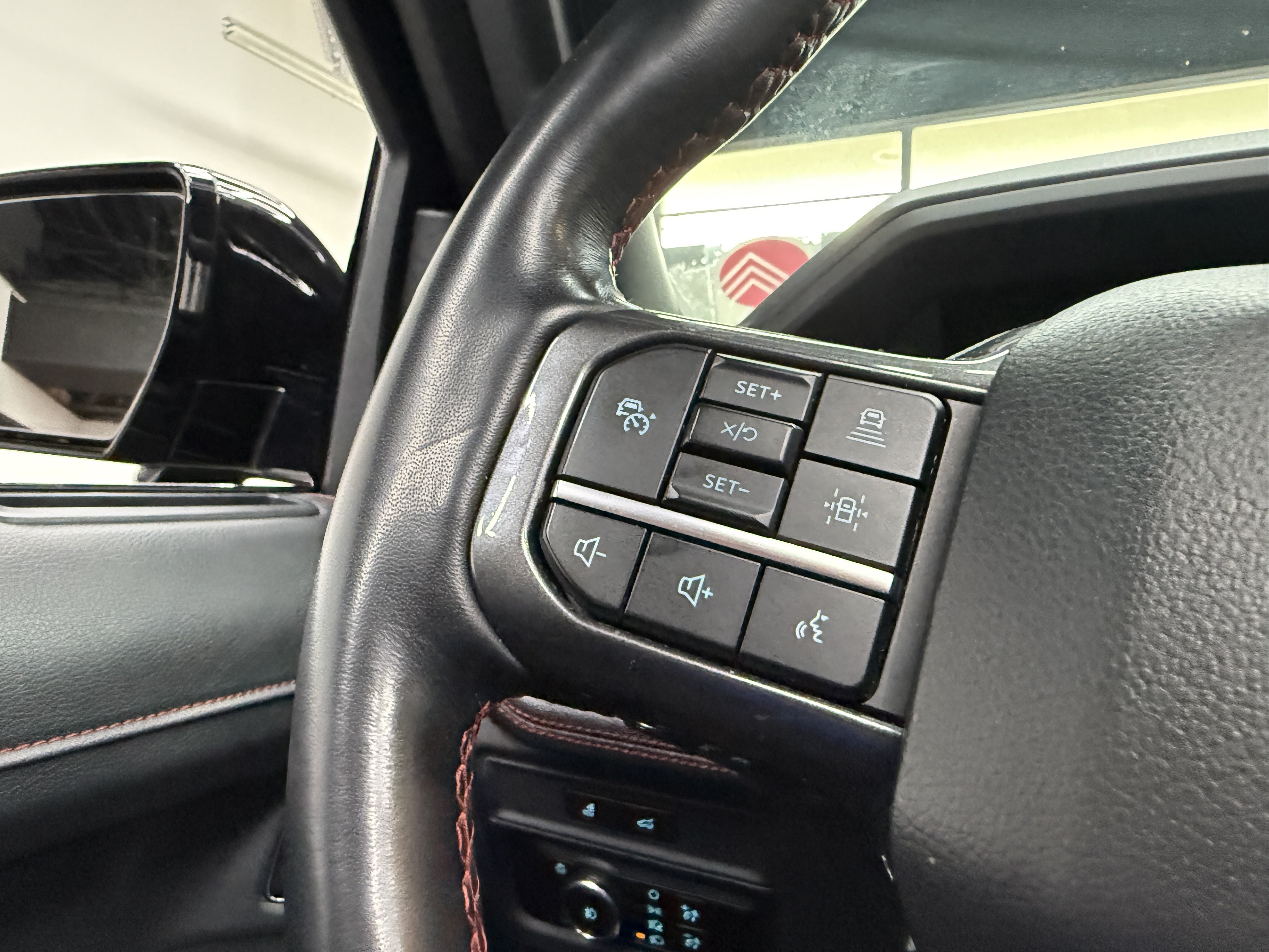 Used 2024 Ford Expedition Max Limited AWD/4WD image 15