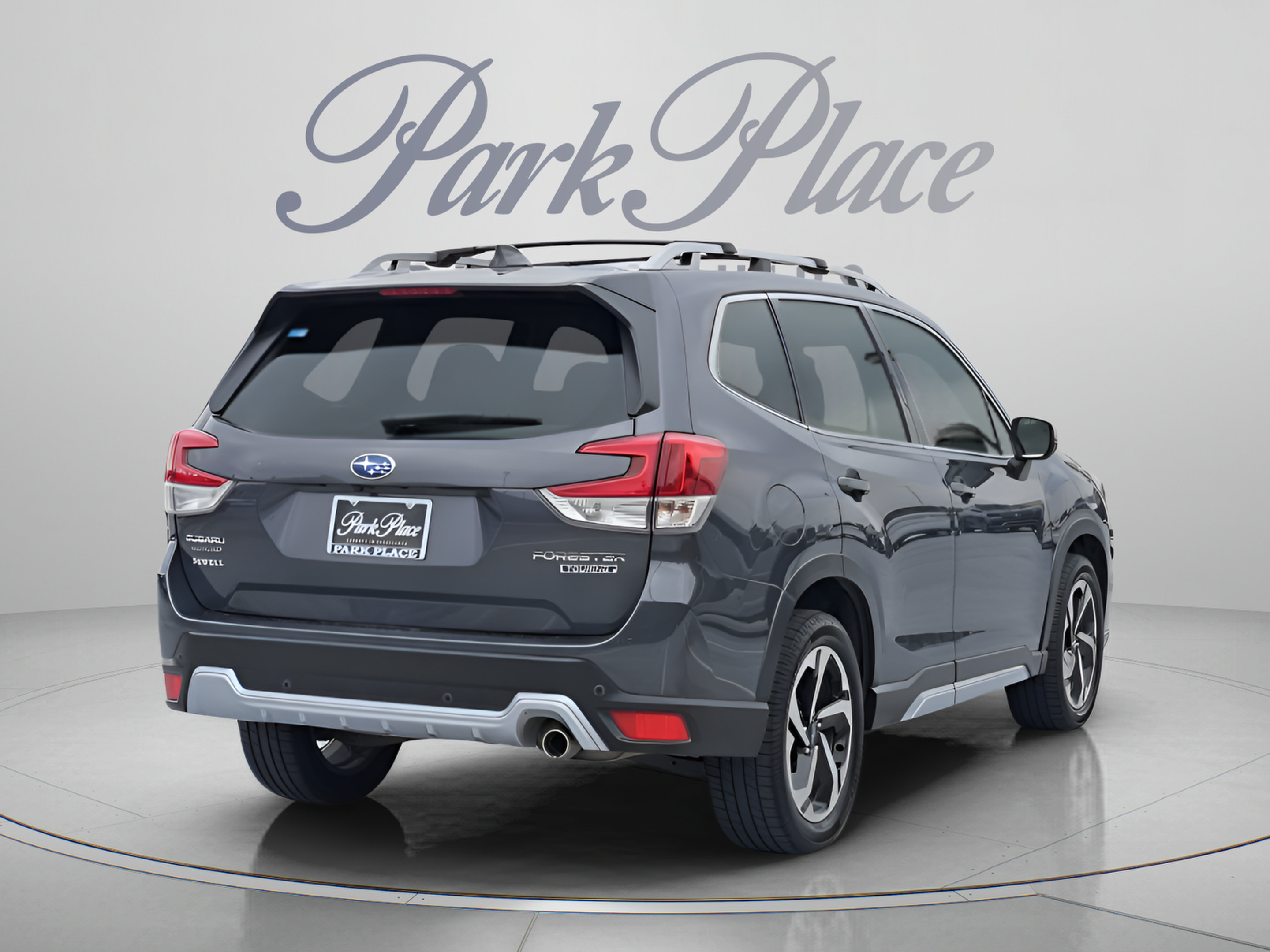 Used 2024 Subaru Forester Touring AWD/4WD image 5