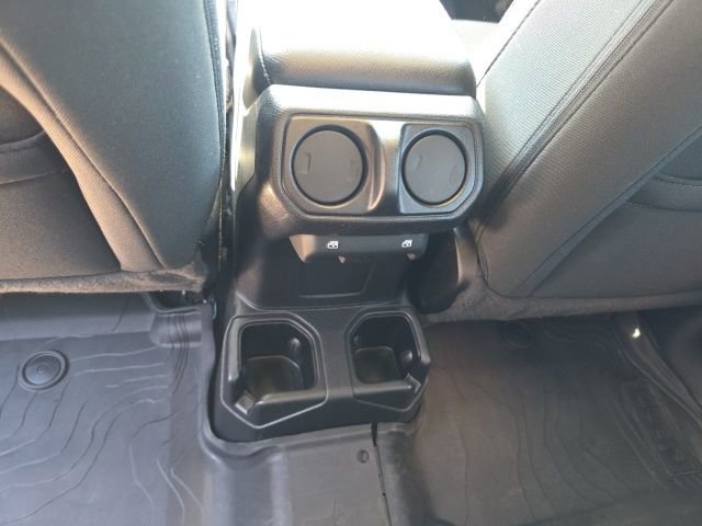 Used 2021 Jeep Wrangler Unlimited Sport image 26