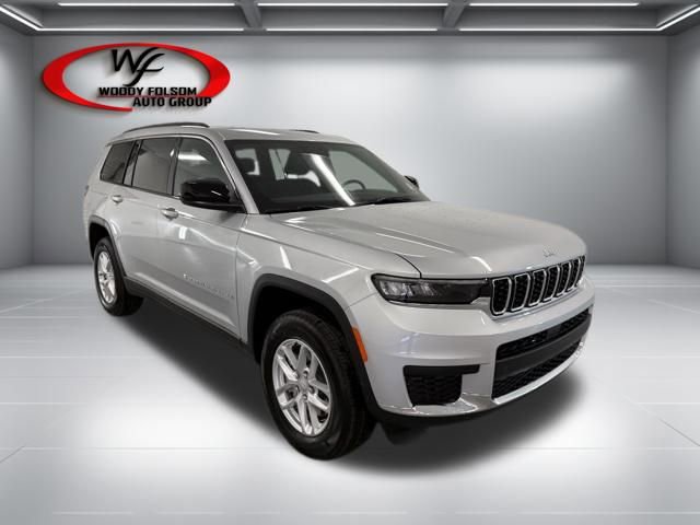 New 2026 Jeep Grand Cherokee L Laredo image 3