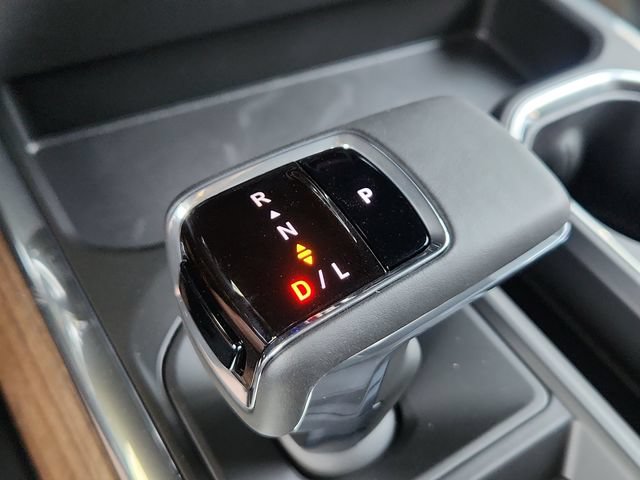 New 2026 Chevrolet Silverado 1500 High Country w/ High Country Premium Package AWD/4WD image 30